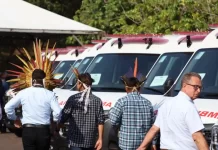 Governador entrega novas ambulâncias para atendimento da saúde indígena