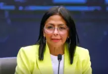 Forças Armadas da Venezuela reconhecem vice como presidente interina