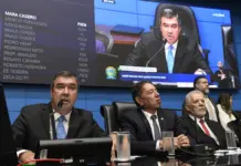 Na abertura do ano legislativo, Riedel destaca aliança entre poderes