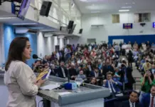 Na volta aos trabalhos da Câmara, prefeita Adriane Lopes destaca parceria e investimentos