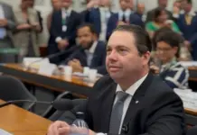 Rodolfo Nogueira rebate acusações e defende Bolsonaro em embate na Câmara