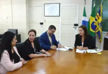 Prefeita de Campo Grande firma convênio com maternidade para atender mães atípicas