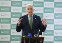 Ovando cobra reação do governo após ameaça de tarifa dos EUA sobre produtos brasileiros