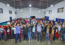 Caravina fortalece diálogo com lideranças e participa de encontro com amigos do vereador Alemão da Semente
