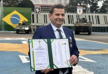 Por trabalhos na Amazônia, Urandir Fernandes recebe Medalha Exército Brasileiro