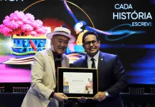 Fotógrafo Roberto Higa é Homenageado Especial em solenidade; exposição mostra imagens históricas