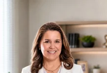 Juliana Aranda lança campanha com adesivaço nesta quarta-feira