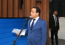 Lei de Coronel David reforça proteção ao consumidor e amplia informação sobre proibição de multa por fidelidade em MS