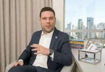 Secretário Lucas Bitencourt defende união entre família e escola para melhorar aprendizagem dos alunos