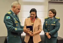 Desembargadora Sandra Artioli recebe Medalha do Mérito Policial Militar da PMMS