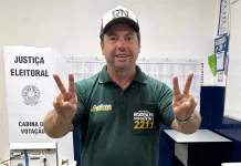 Rodolfo Nogueira vota em Dourados e afirma que vai trabalhar para “resgatar o Brasil”